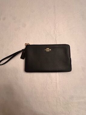 Coach Black Pebbled Leather Wristlet with Gold Hardware